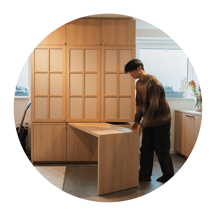 The Citylifer Key Elements Pivot Wardrobe